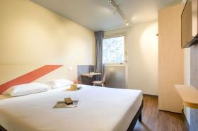 ibis budget Avignon Centre - photo 15