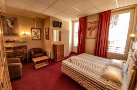 Hôtel Le Colbert - photo 16