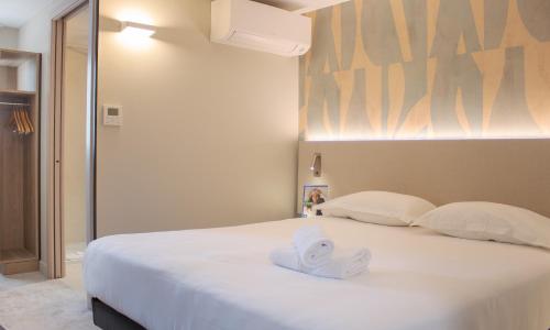 Brit Hotel Avignon Sud Le Calendal - photo 3