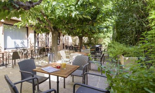 ibis Avignon Centre Pont De L'Europe - photo 1