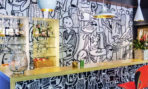 ibis Avignon Centre Pont De L'Europe - photo 3