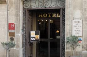 Hôtel du Palais des Papes - photo 4