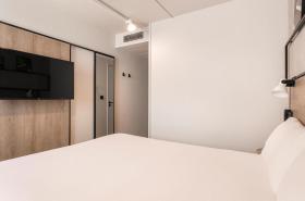 ibis Avignon Sud - photo 11