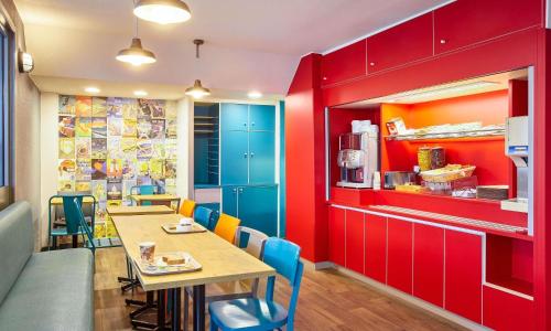 hotelF1 Avignon Centre Courtine gare TGV - photo 1